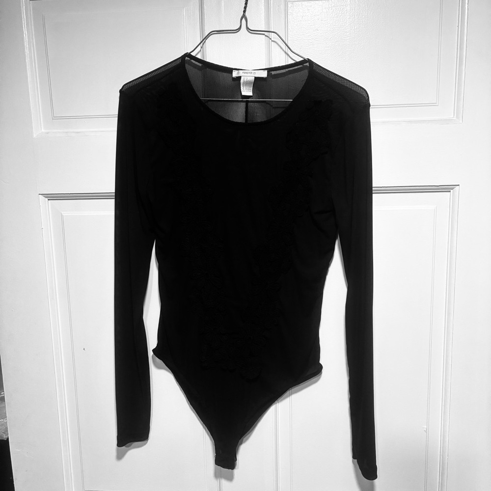 Forever 21 Women Small mesh floral Bodysuit long sleeves soft Indie Grunge